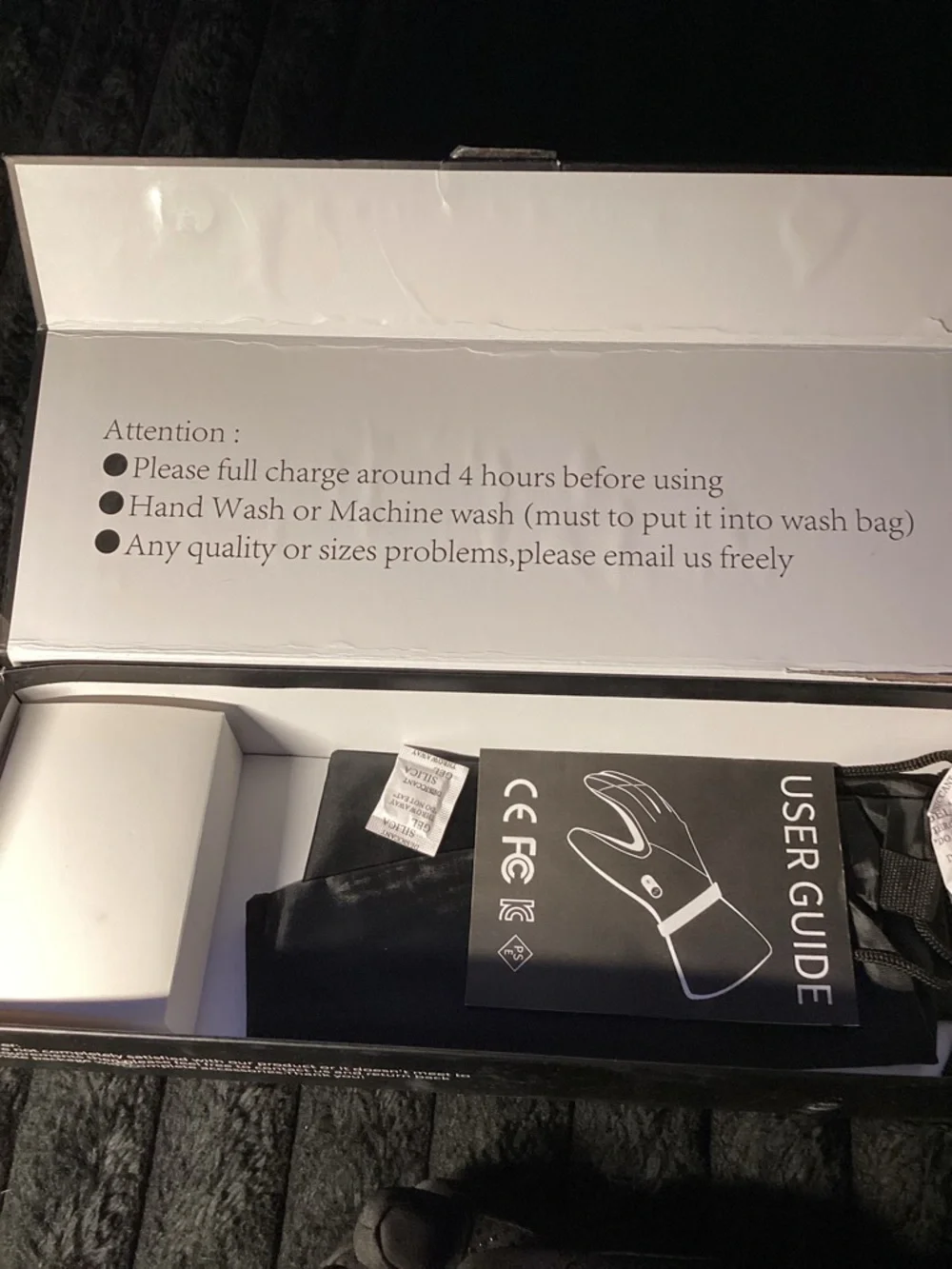 Battery Heated Black Winter Gloves with One-Touch Control